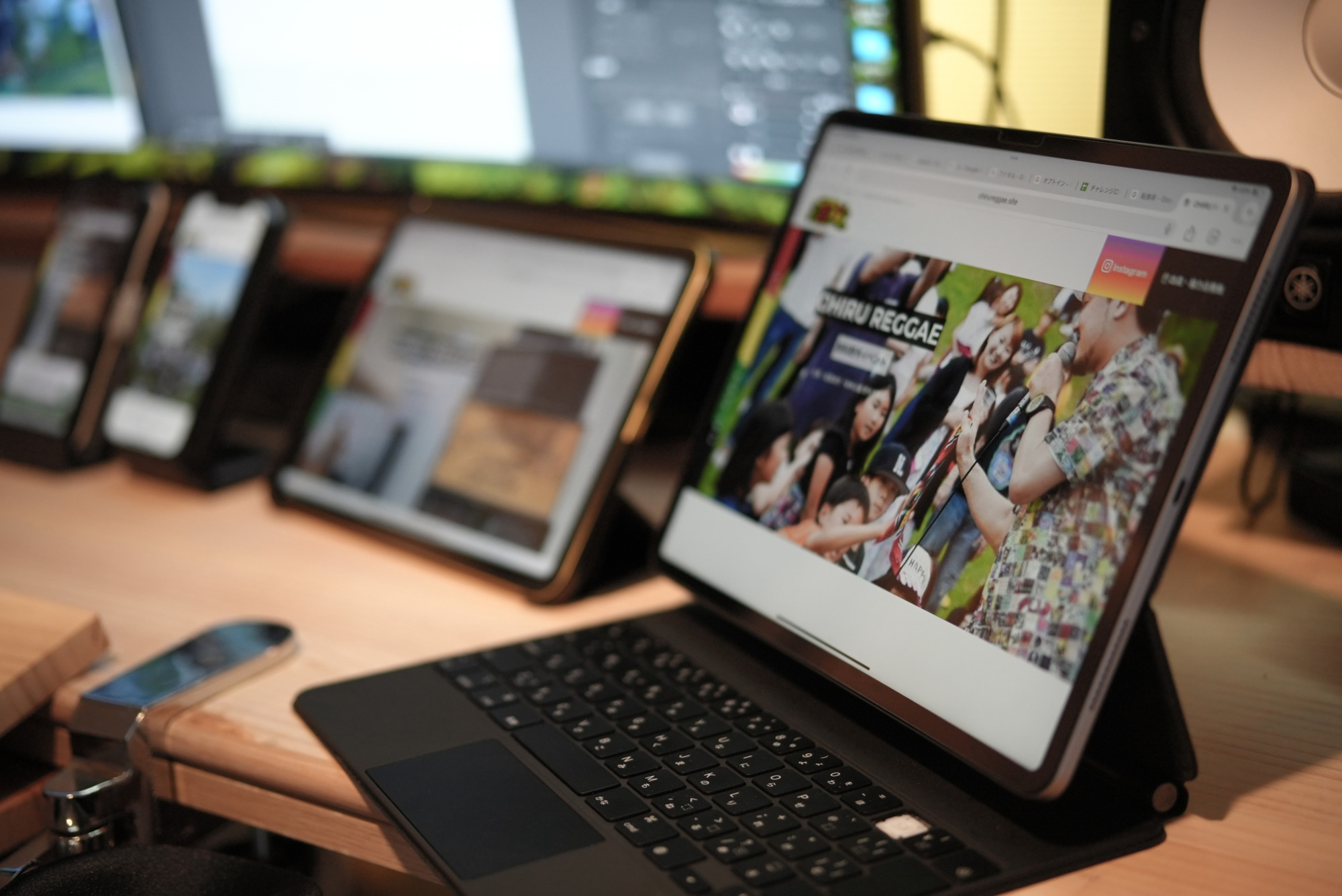 制作事務所|愛知県春日井市でホームページ制作はFULL Web Design | 名古屋市・小牧市・瀬戸・尾張旭から一宮市など実績多数！ロゴ制作などグラフィックデザインも制作可能 